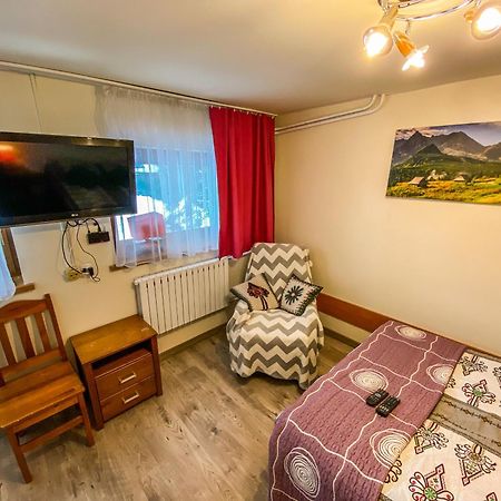 Osrodek Wczasowo-Kolonijny Gron Bed & Breakfast เบียวีดูนาเยซ ภายนอก รูปภาพ