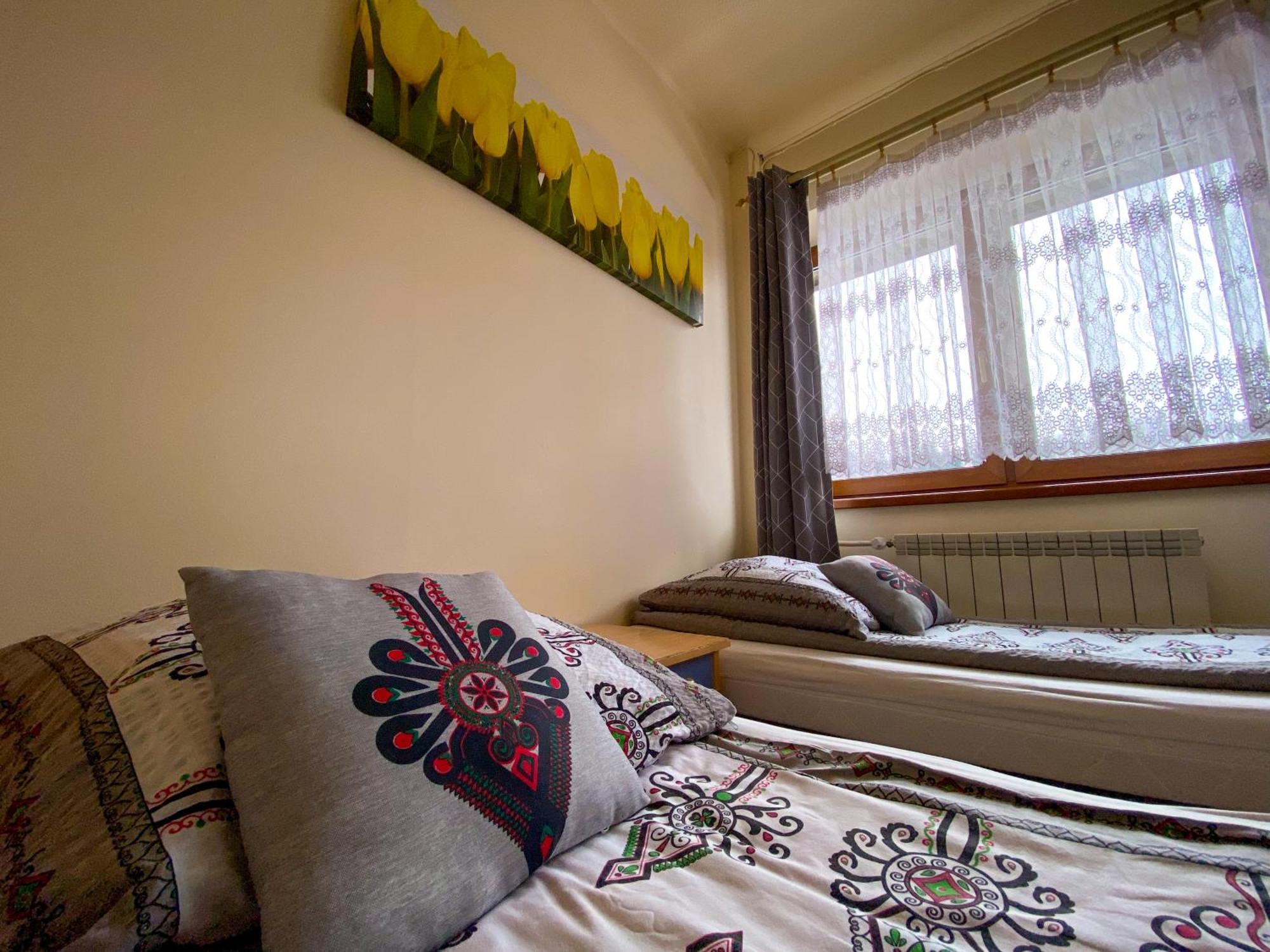 Osrodek Wczasowo-Kolonijny Gron Bed & Breakfast เบียวีดูนาเยซ ภายนอก รูปภาพ